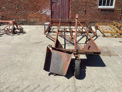 Browns flat bale sledge - flat,