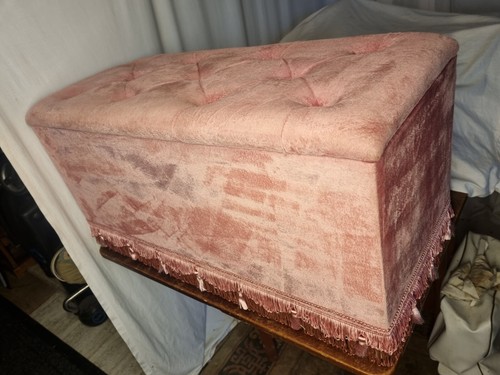 Lloyd loom style ottoman - ottoman, in