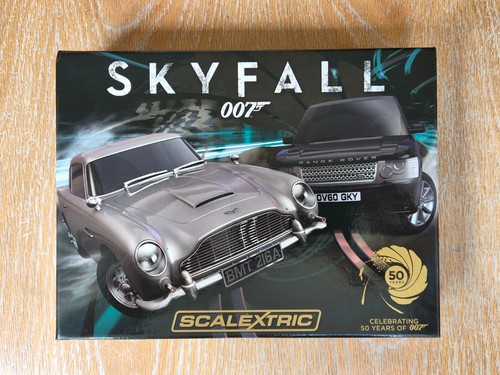 New scalextric c3268a james - c3268a,