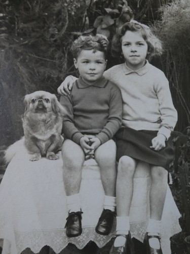 Vintage photograph children - photograph;,