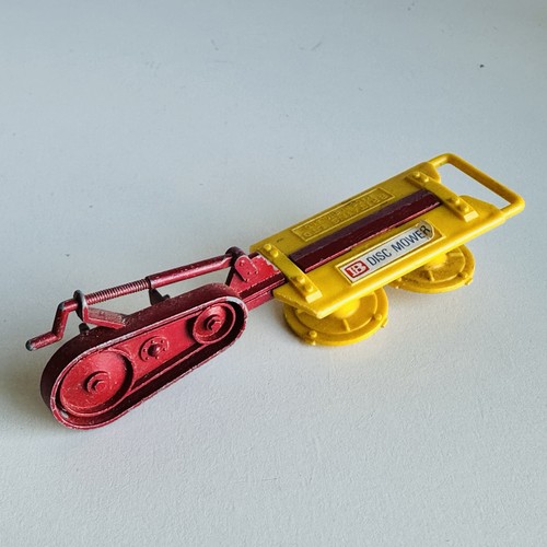 Britains farm toys disc - 1:32,