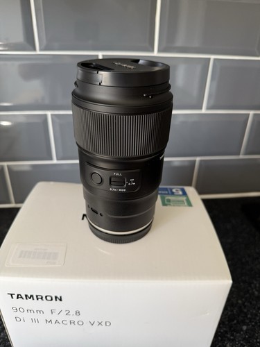 Tamron 90mm iii - 90mm, f2.8
