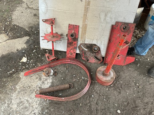 Massey ferguson 124 128 etc - ferguson, 124,