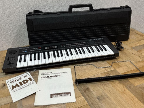 Roland alpha juno analog - roland,