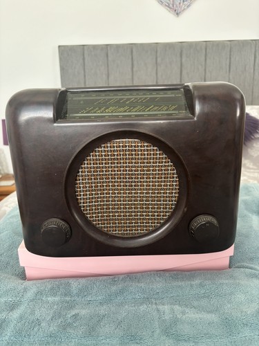 Bush bakelite radio - bakelite, receiver