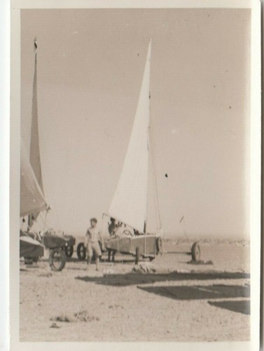 Sand yachts land - yachts,