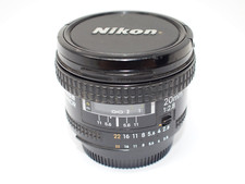 Nikon AF Nikkor 20mm f/2.8