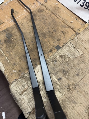 Mitsubishi colt wiper arms - wiper,