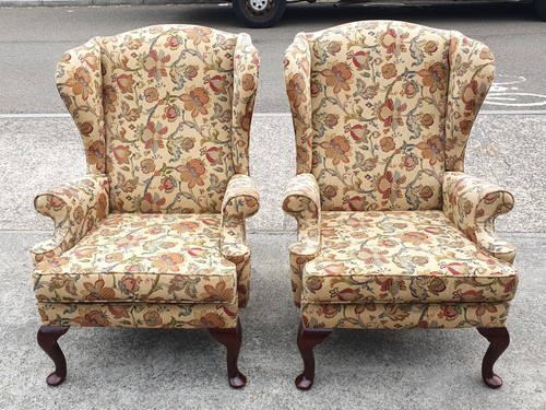 Vintage pair parker knoll - pair,