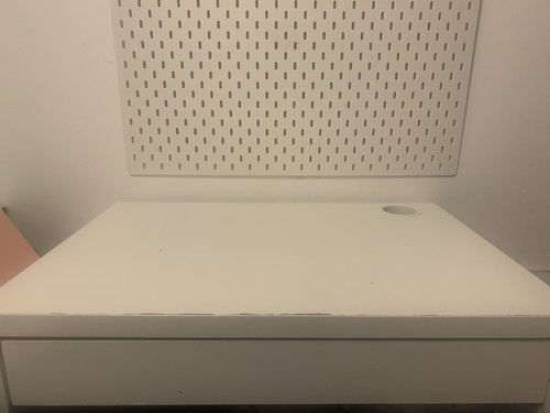 White small office desk - small,