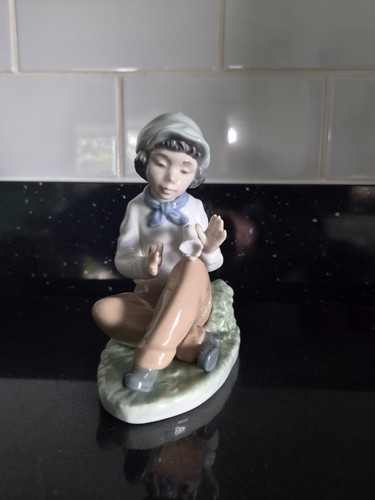 Lladro nao boy with - lladro,