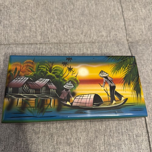 Vtg wooden chinese - vtg, lacquered
