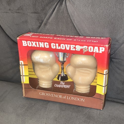 Vintage 1970s boxing gloves - vintage,