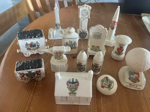 Unusual crested china