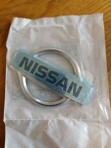 Nissan primera p11 - nissan,