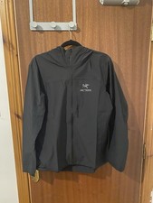 Arc'teryx Men's Squamish Hoody Jacket Windbreaker Size M