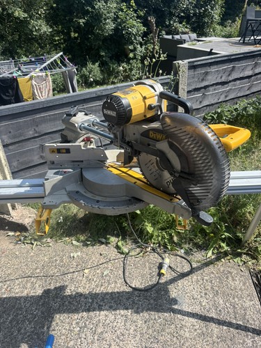 Dewalt dw717xps 250mm double - dw717xps,