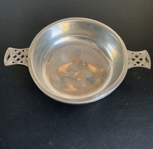 Scottish piper pewter quaich - piper,
