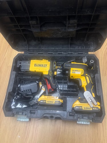 Screw gun dewalt good - screw,