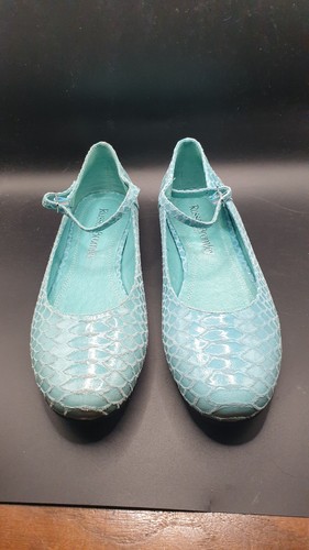 Russell and bromley flatscreen - russell,
