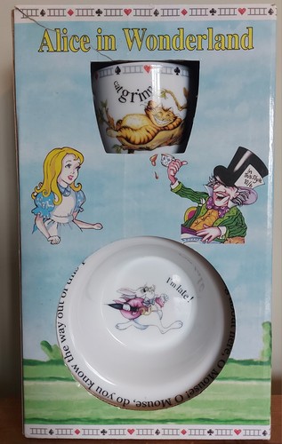 Alice wonderland cup - in, and