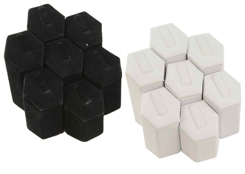 Piece ring riser display - piece,