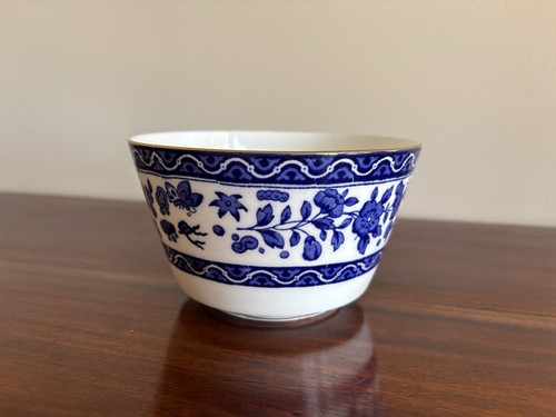 Royal doulton antique - royal,