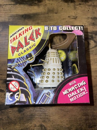 Doctor who micro talking - doctor, dalek