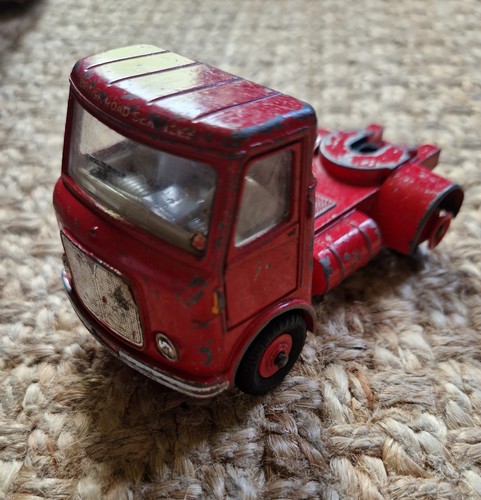 Dinky toys aec - toys,