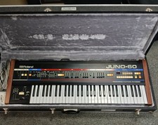 Roland Juno 60 Synthesizer