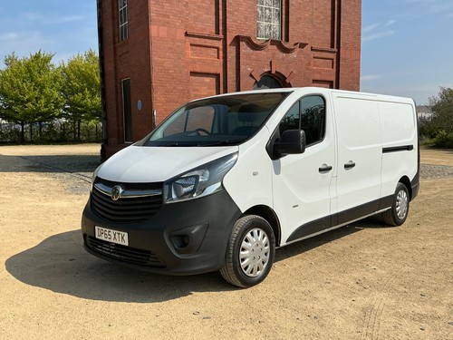 Dec 2015 vauxhall vivaro 6 - dec,