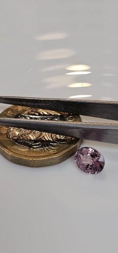 10ct natural padparadscha - 2.10ct,
