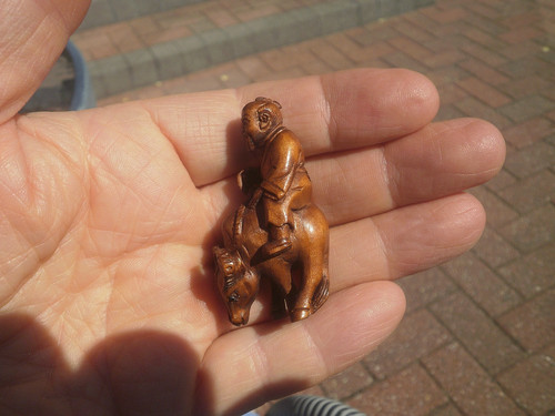 Hand carved wood netsuke - carved, old