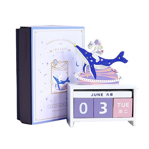Wooden desktop calendar - wooden,