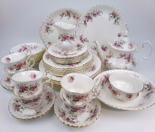 Royal albert dinner service - royal,