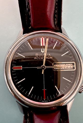 Bulova accutron men vintage - bulova,