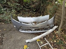 TOYOTA PRIUS 2012-2015 FRONT BUMPER *damaged*