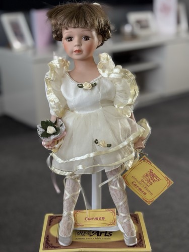 Regency fine arts - , doll
