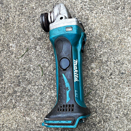 Makita dga452 18v ion 115mm - 18v,