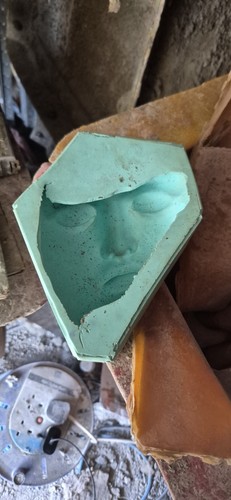 Rubber mould face wall hanging - mould,
