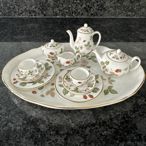 Wedgwood wild strawberry - wedgwood,