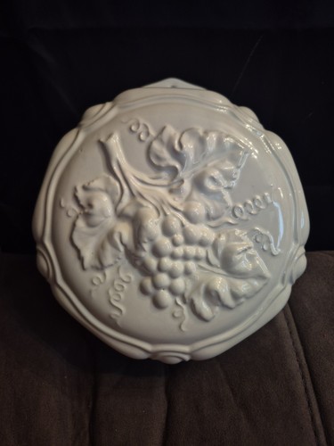 Vintage ceramic grape jelly - grape,