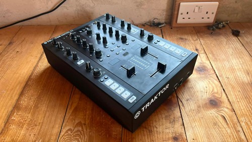 Native instruments traktor - native,