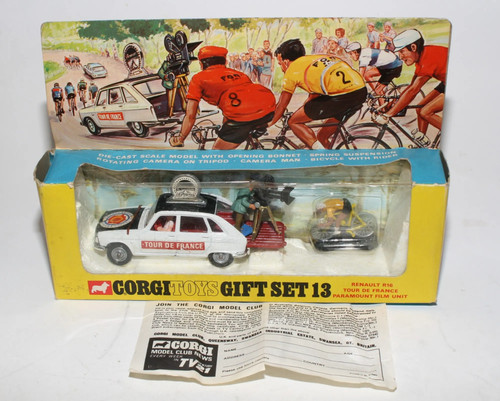 Corgi gift set - gift, 13