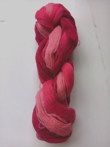 Tapestry wool hank 3 red - wool,