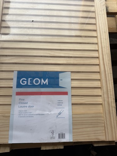 Geom pine closed louvre door - louvre,