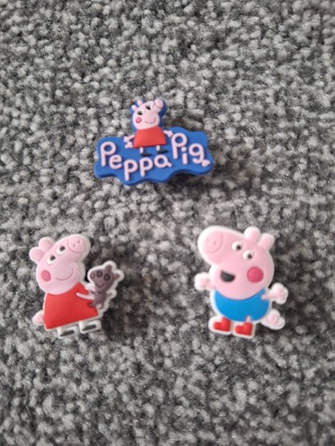 Peppa pig croc charms - x,