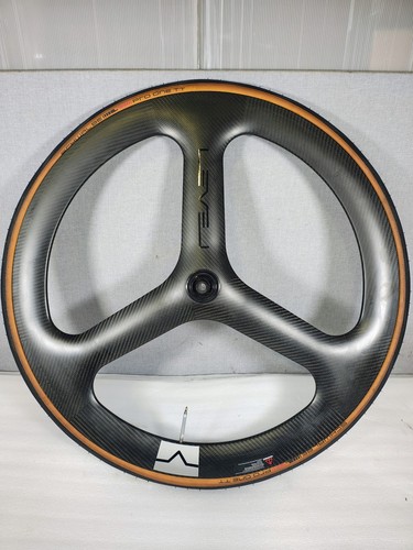 Level rear carbon tri - level, spoke