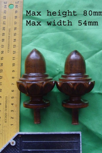 Type pair carved - -,