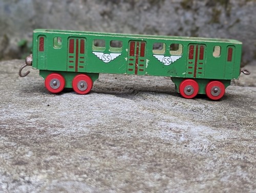 Vintage brio train carriage - vintage,